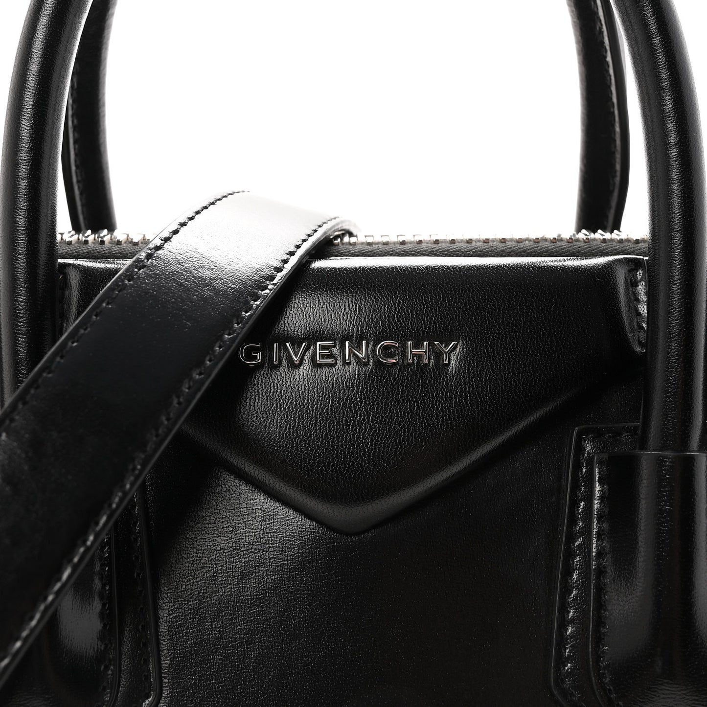 Shiny Lord Calfskin Small Antigona Black
