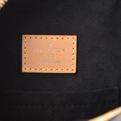 Louis Vuitton Reverse Monogram Giant Boite Chapeau Souple 6 of 10