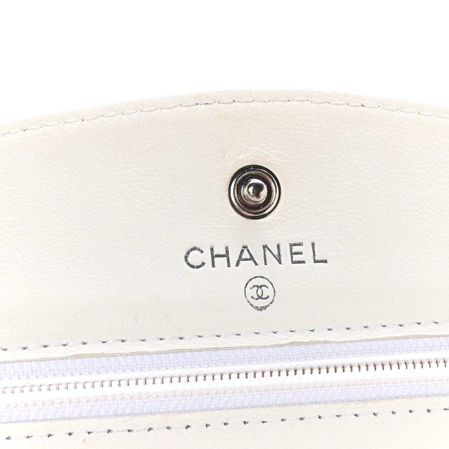 Caviar Timeless CC Wallet on Chain WOC White