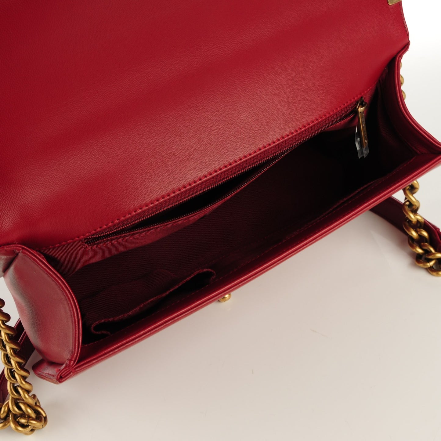 Lambskin Quilted New Medium Boy Flap Red