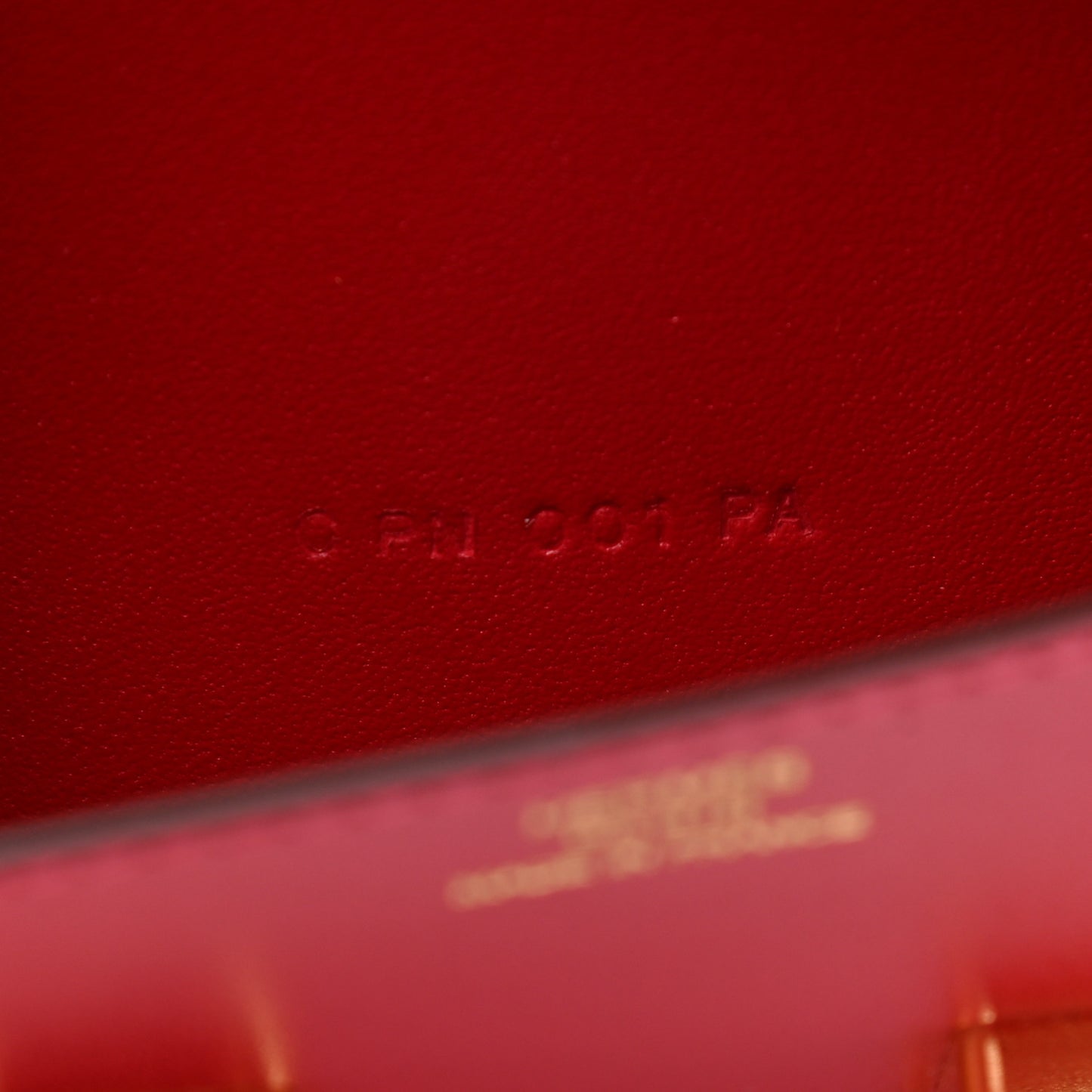 Tadelakt Constance Long Wallet Rouge Vif