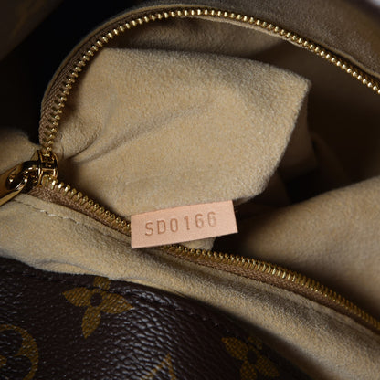 Louis Vuitton Monogram Artsy MM 8 of 8
