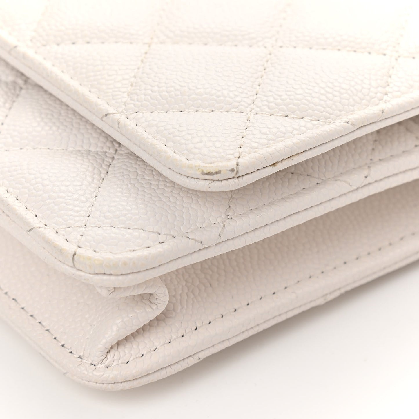 Caviar Quilted Wallet On Chain WOC White