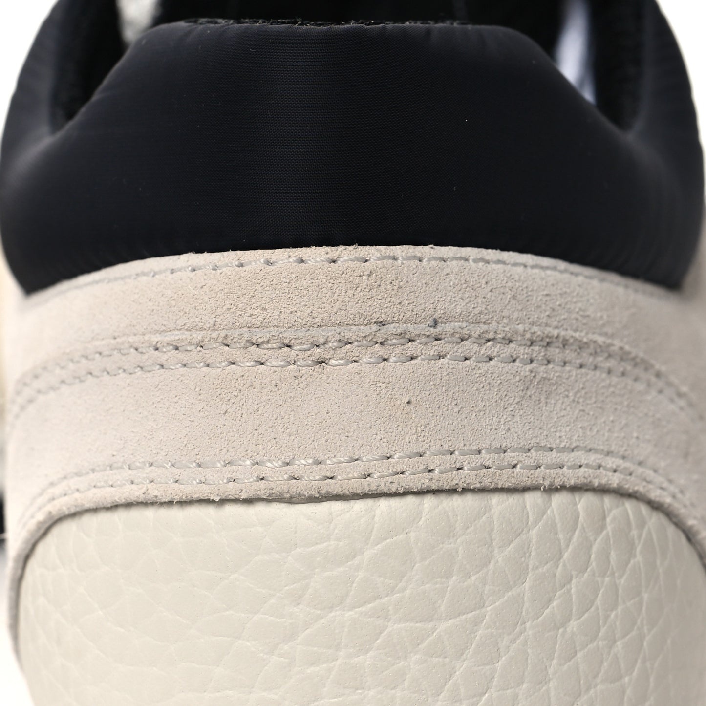 Mesh Suede Calfskin Grained Calfskin Womens CC Sneakers 40 White Black