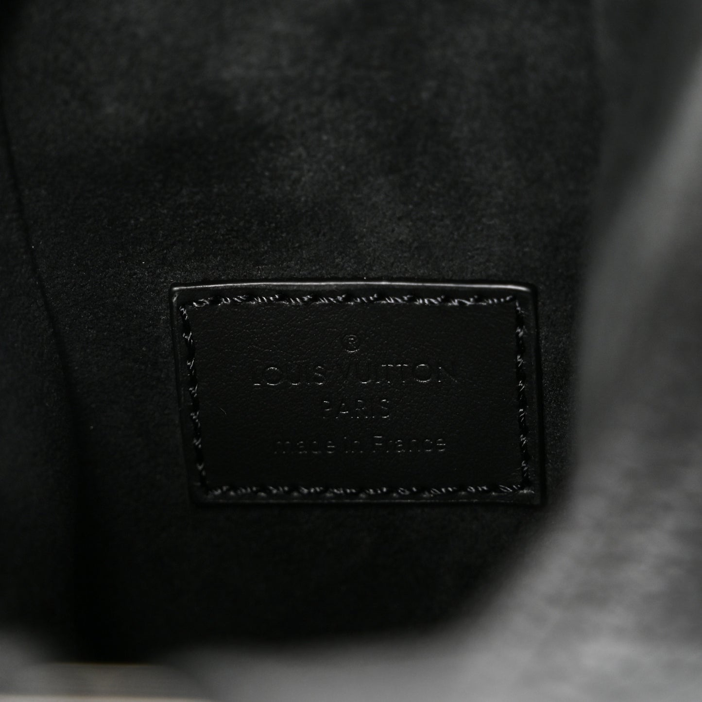 Calfskin Side Trunk MM Black
