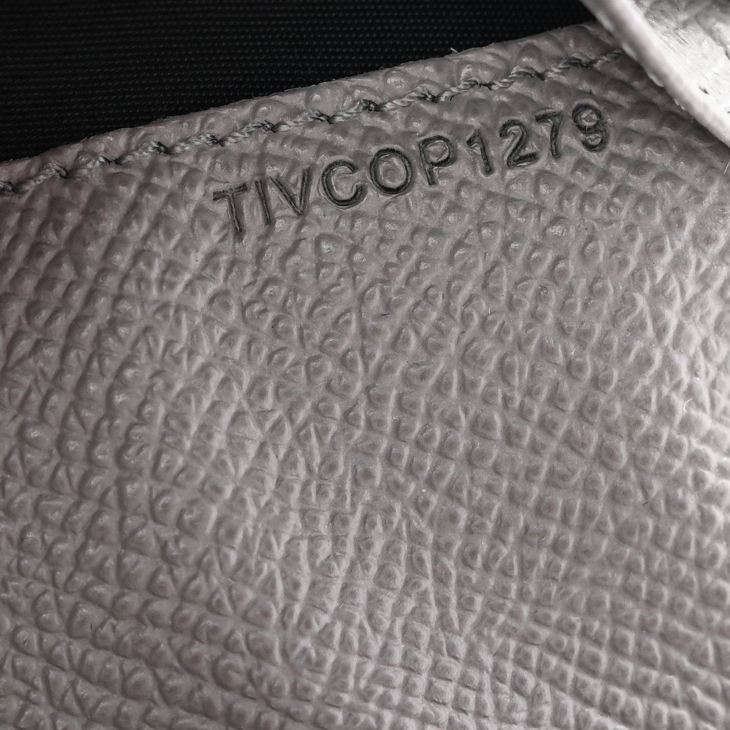 Grained Calfskin Cavendish Continental Wallet Grey