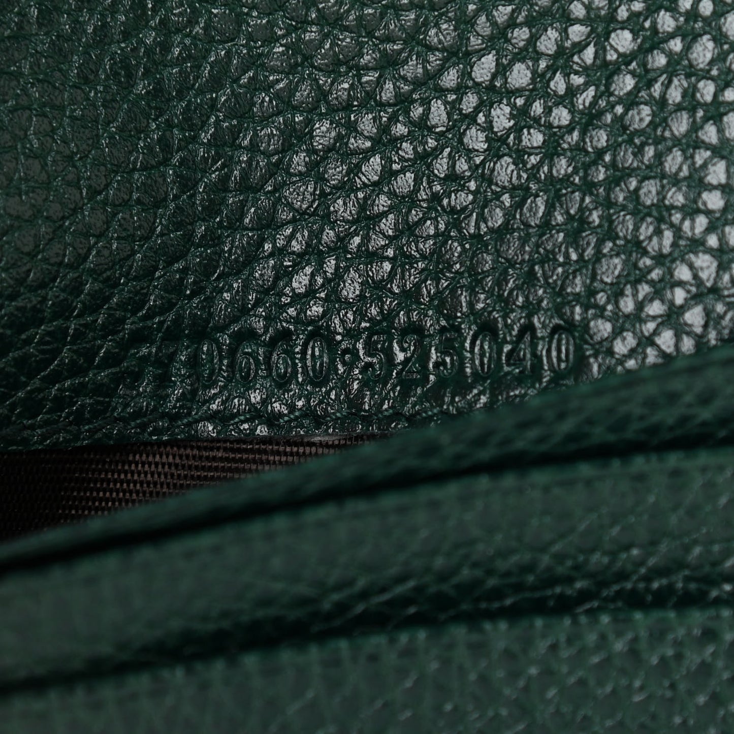 Grainy Calfskin Zumi Chain Card Case Wallet Vintage Green