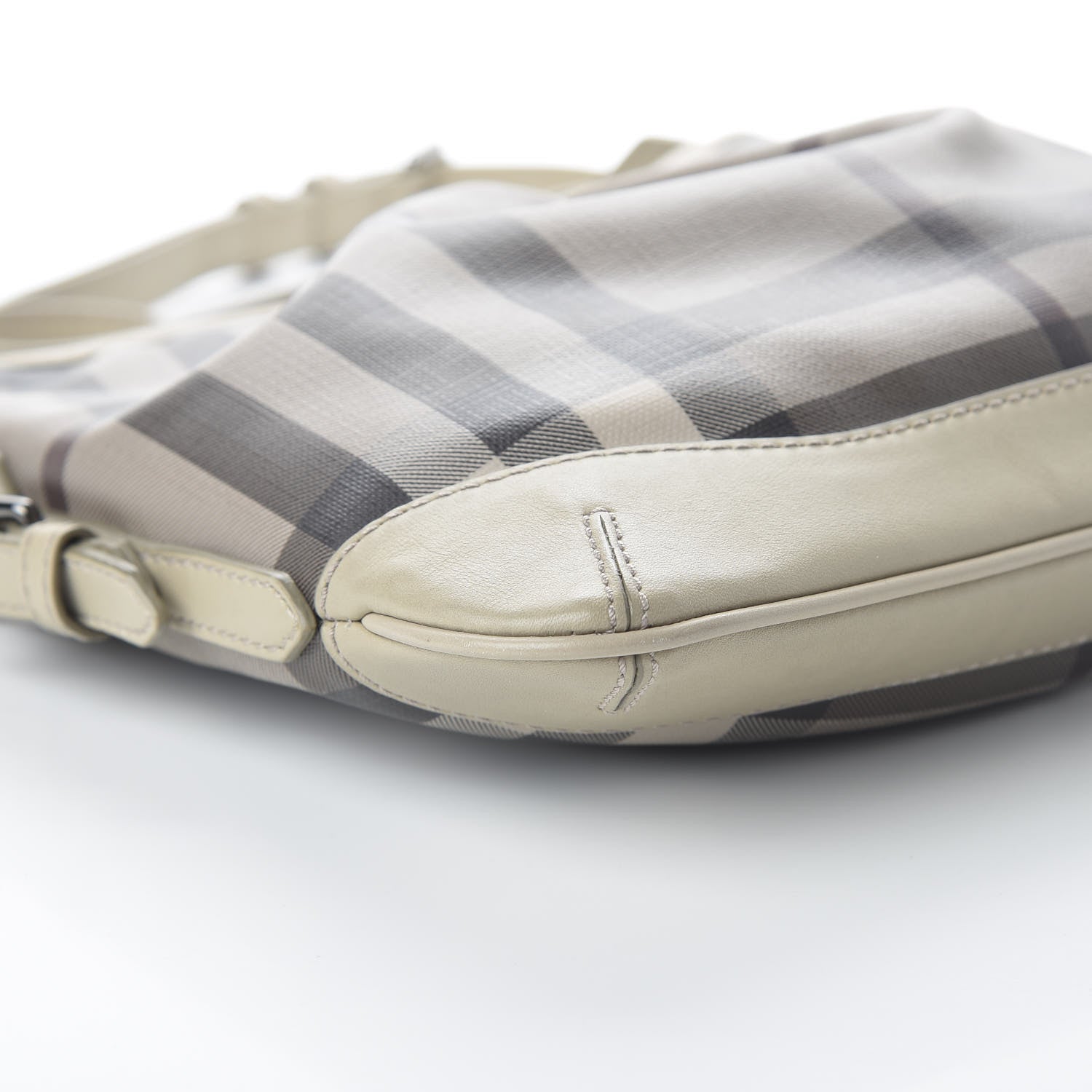 Burberry Smoked Check Hartham Shoulder Bag Trench 6 of 11