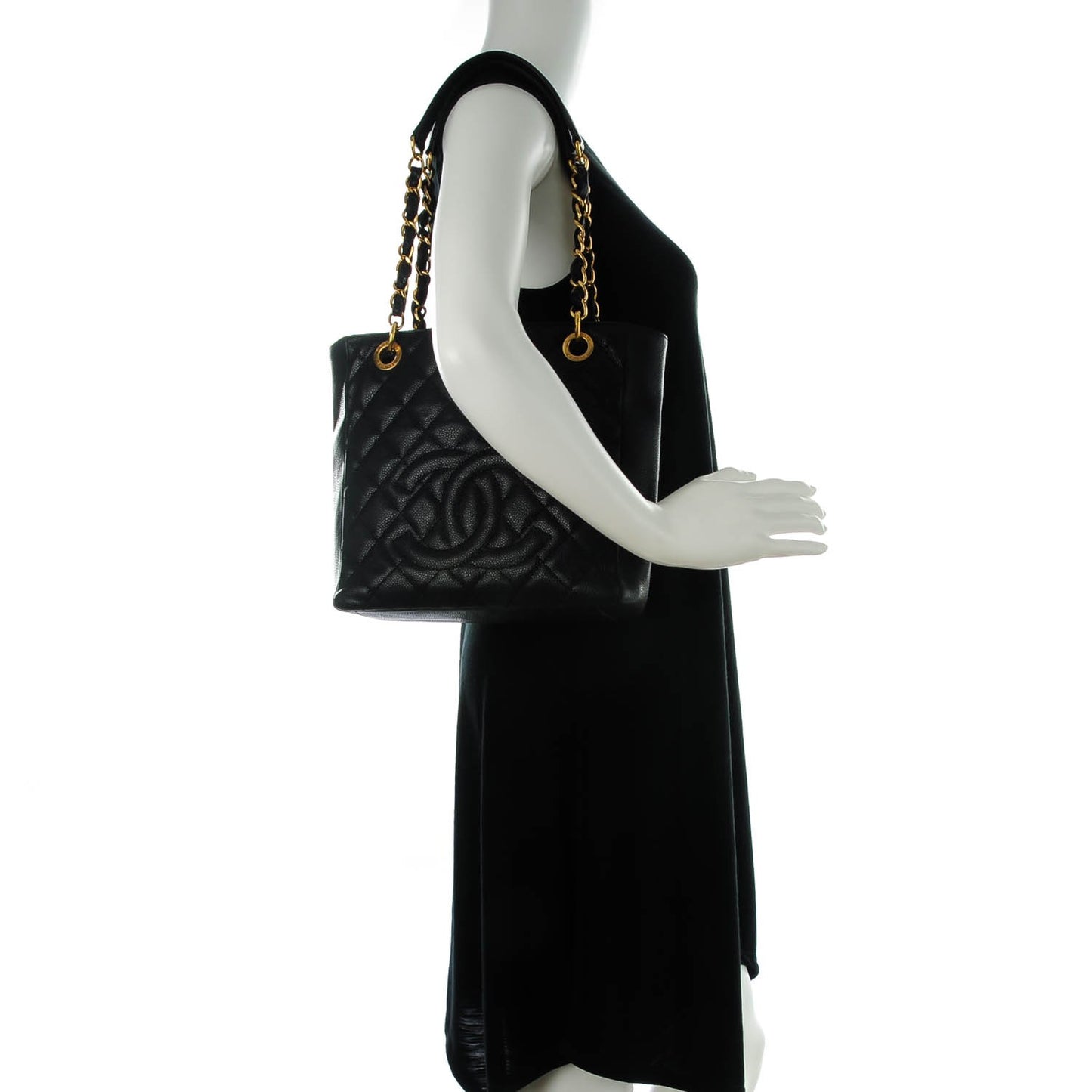 Caviar Quilted Petit Shopping Tote PST Black