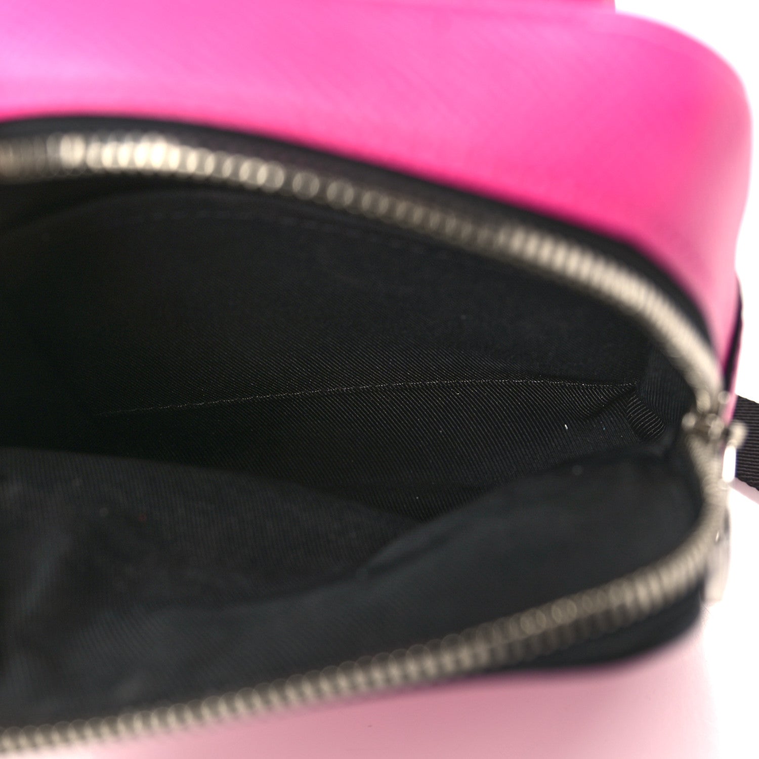 Louis Vuitton Taigarama Outdoor Slingbag Fuchsia 5 of 8