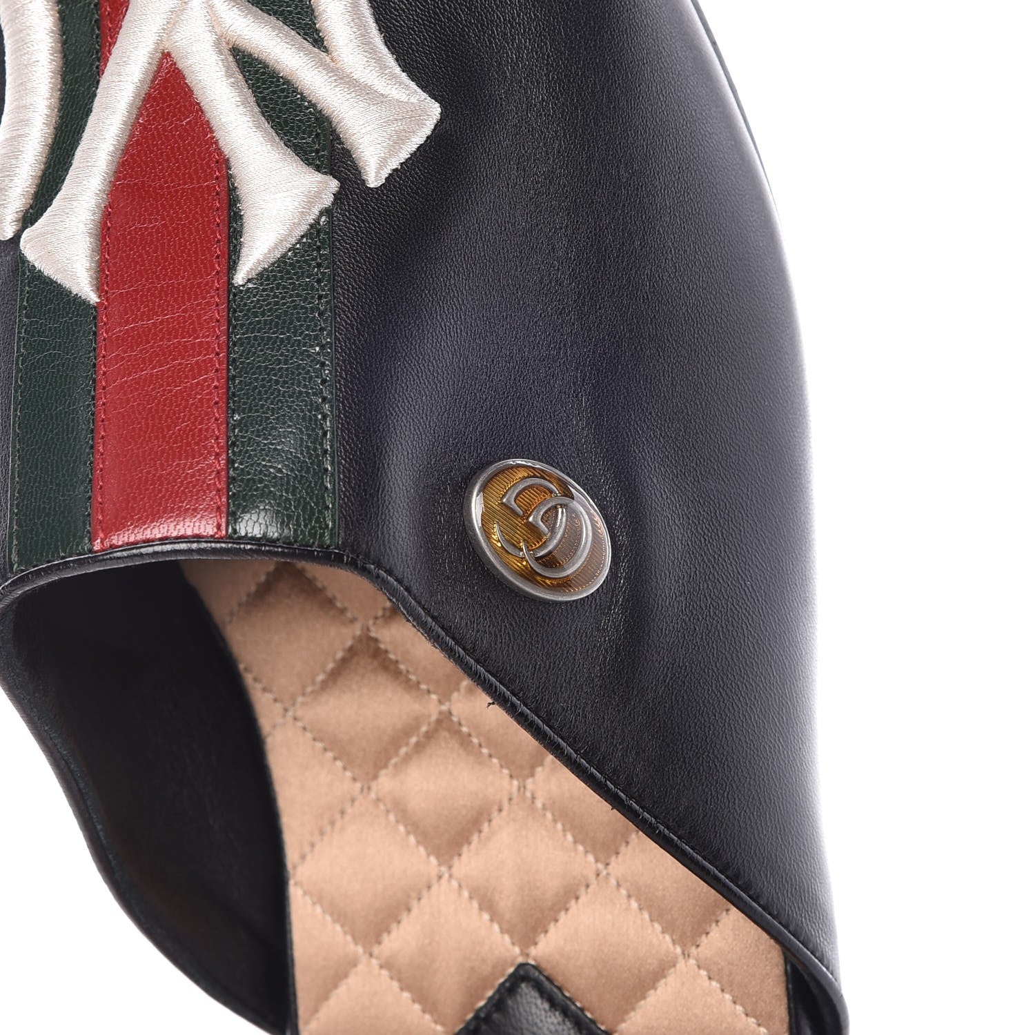Gucci X MLB Lambskin NY Yankees Embroidered Mens GG Slippers 10 Black 9 of 11
