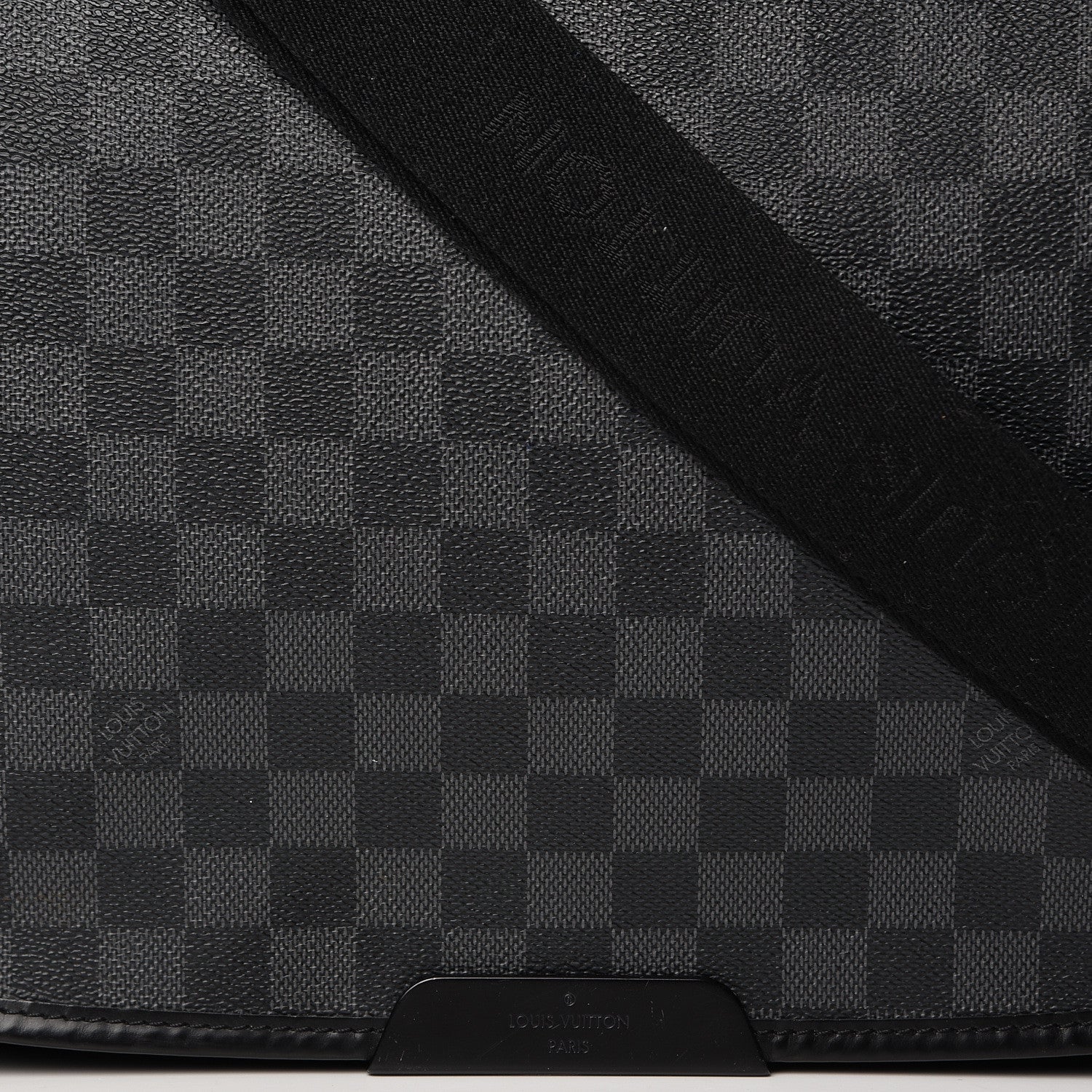 Louis Vuitton Damier Graphite Daniel GM 8 of 12