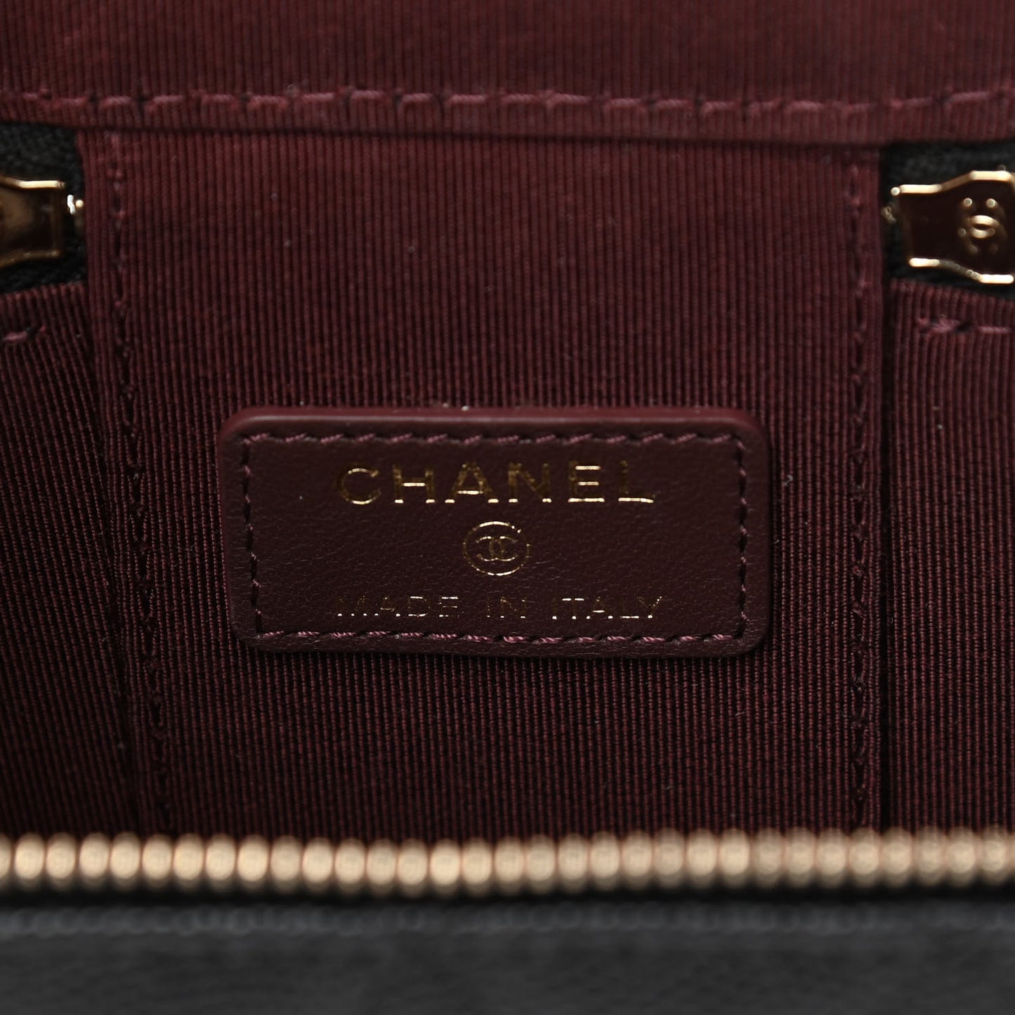 Caviar Quilted Mini Vanity Case With Chain Black