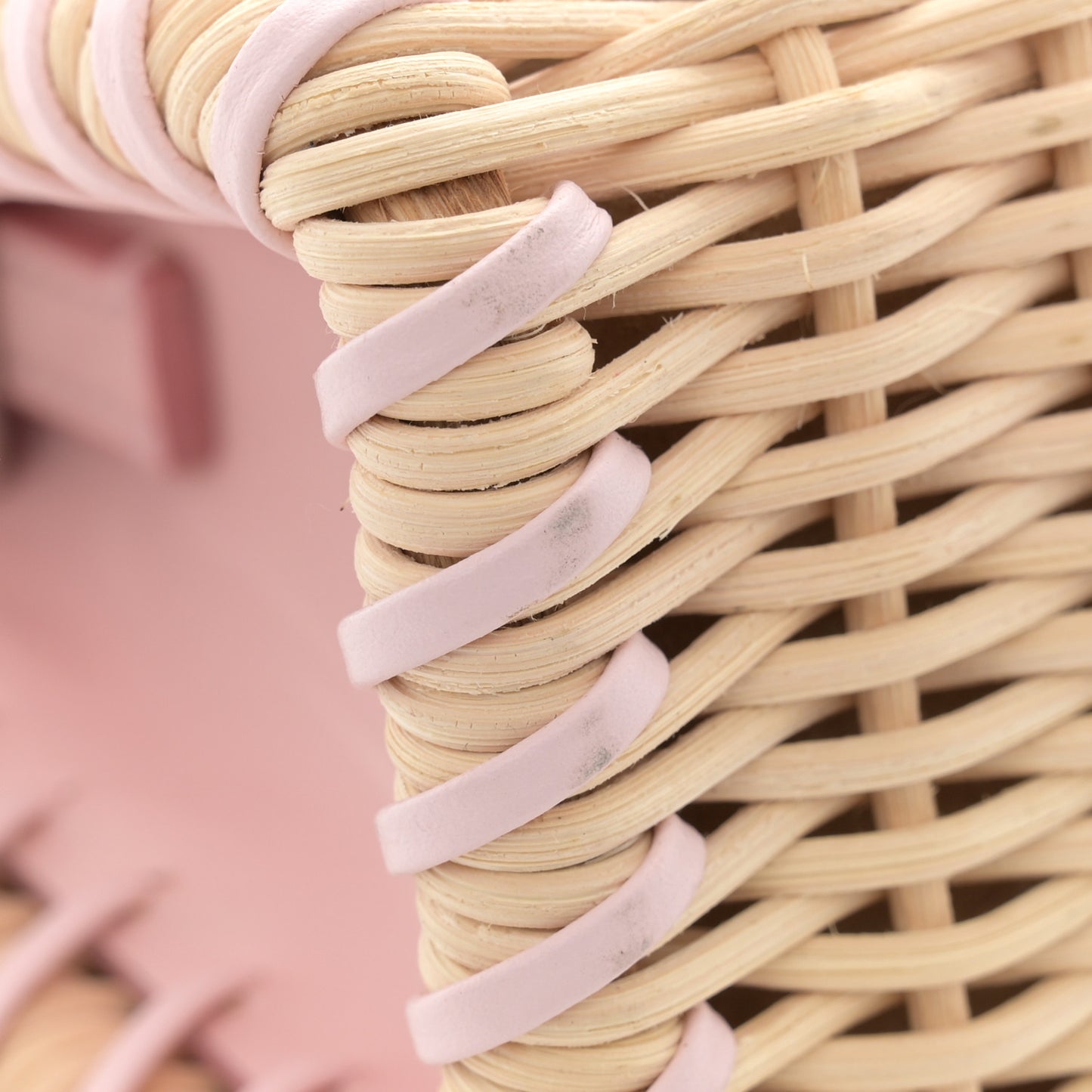Glazed Calfskin Wicker Le Bambino Long Pale Pink
