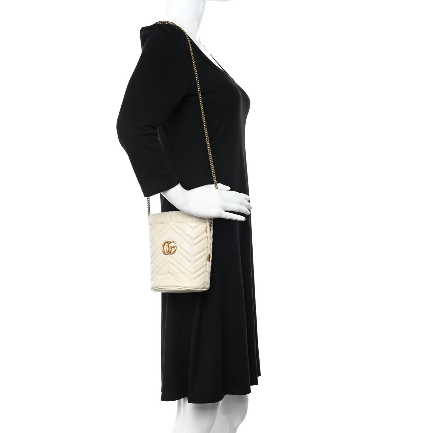 Calfskin Matelasse Mini GG Marmont 2.0 Bucket Bag White