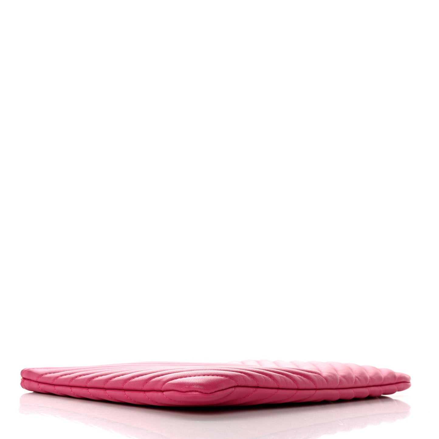 Lambskin Chevron Quilted Medium Cosmetic Case Pink