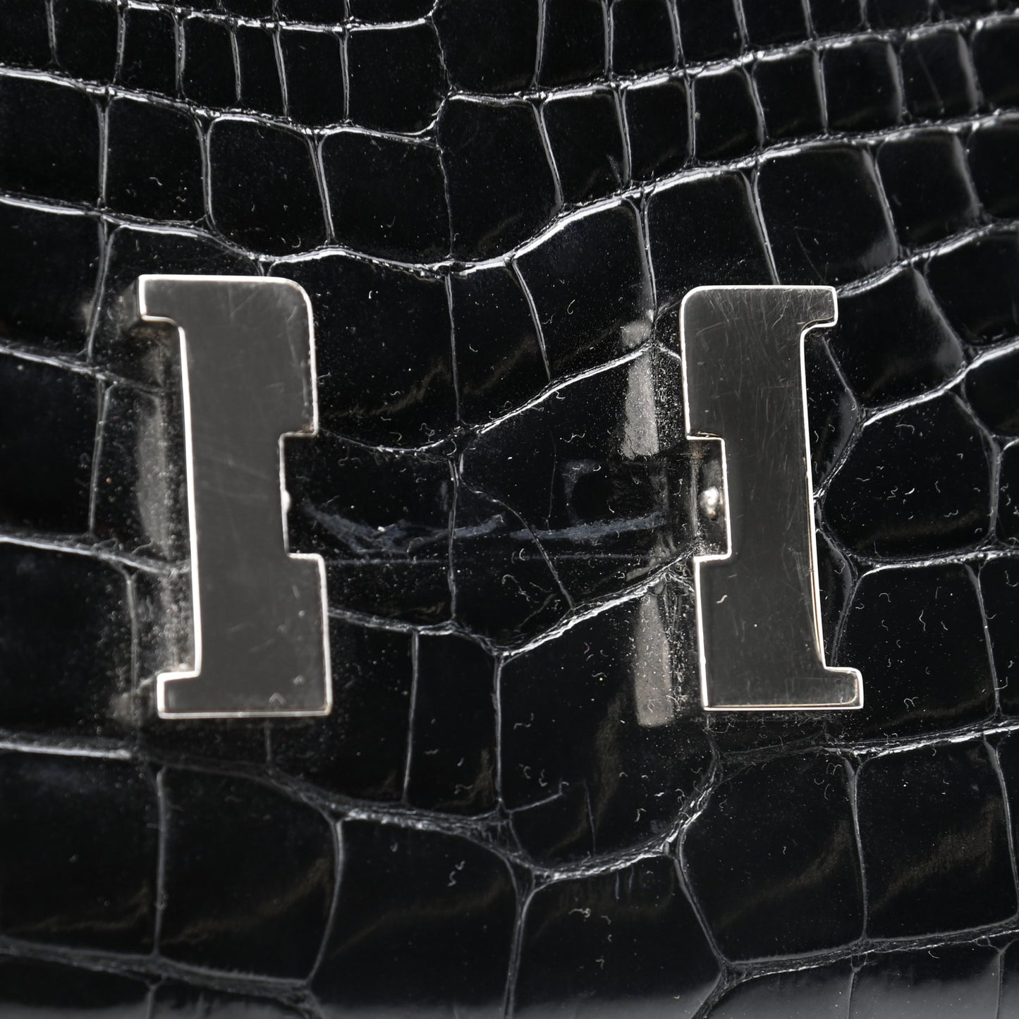 Shiny Alligator Constance Long Wallet Black