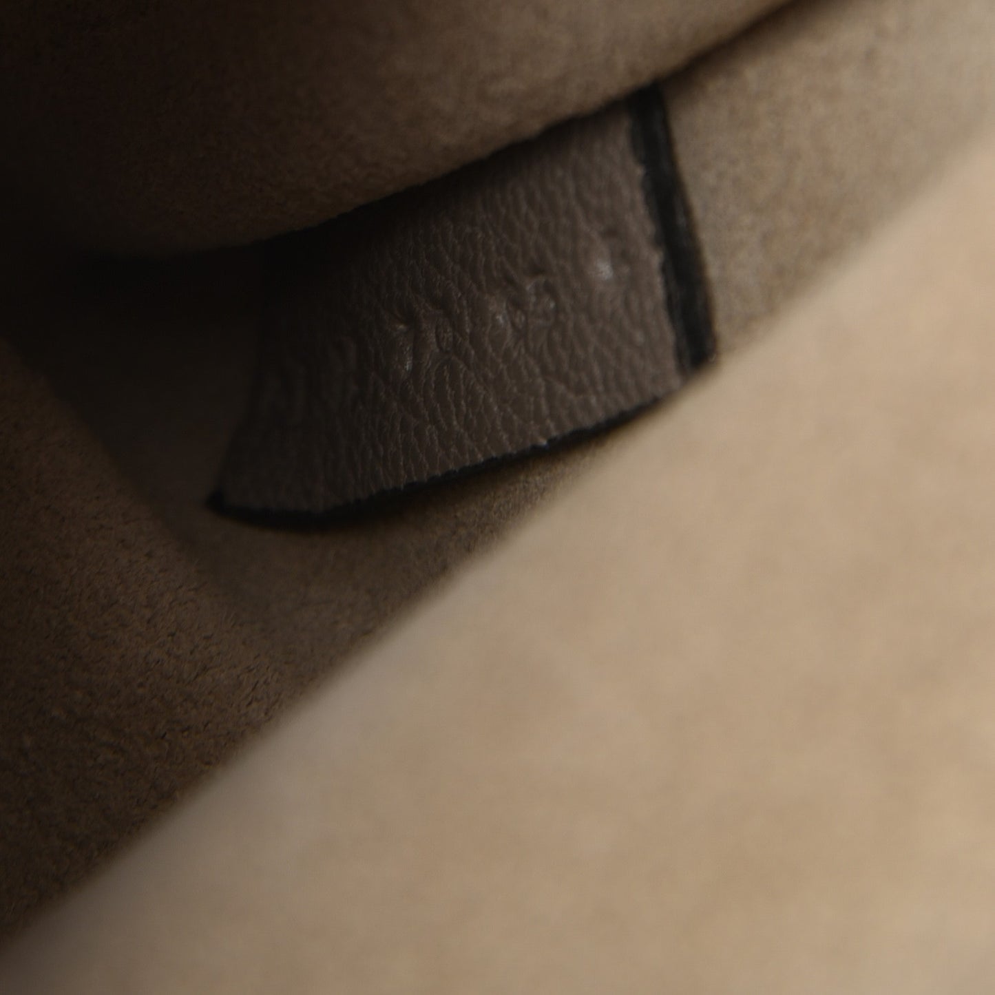 Grained Lambskin Drew Shoulder Bag Motty Grey