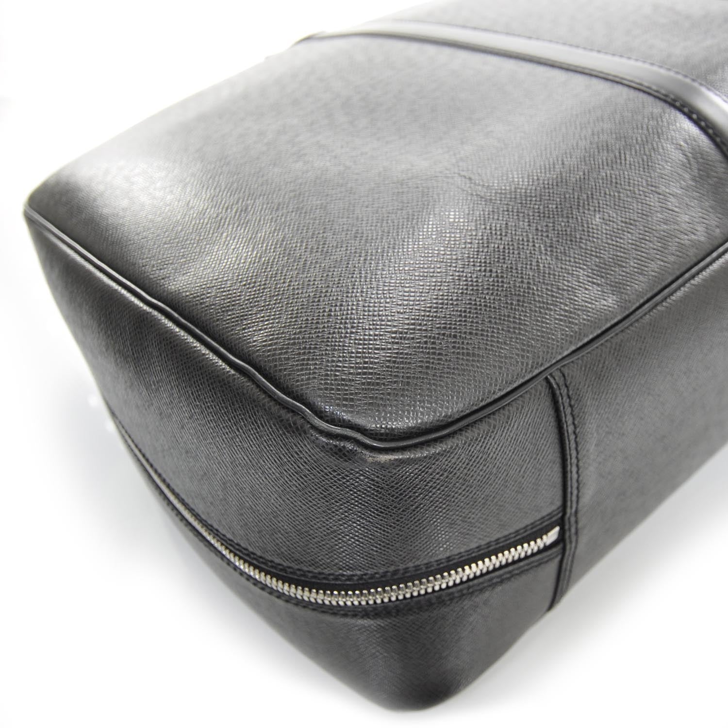 Louis Vuitton Taiga Helanga 1 Poche Ardoise 5 of 9