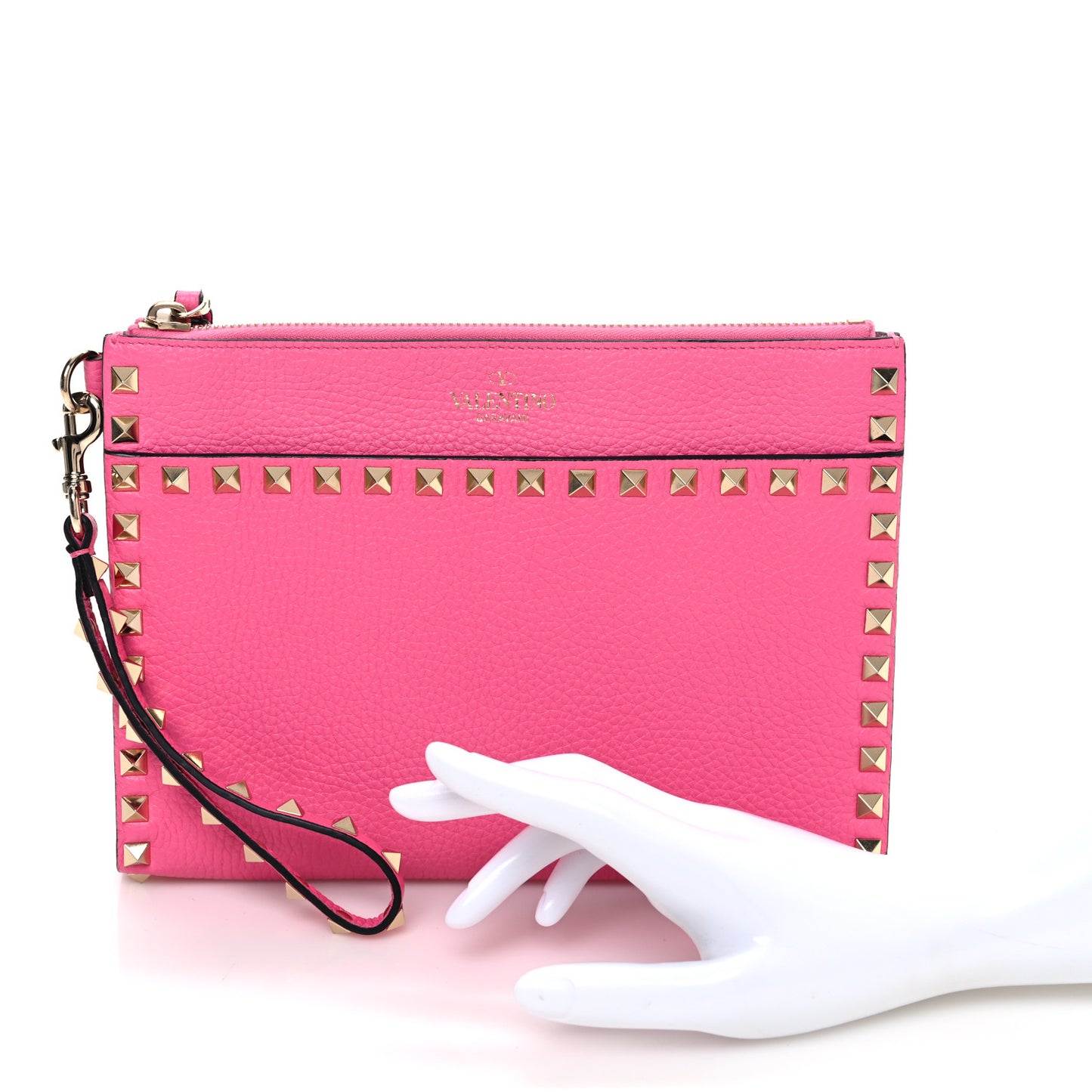 Pebbled Calfskin Medium Rockstud Flat Pouch Pink