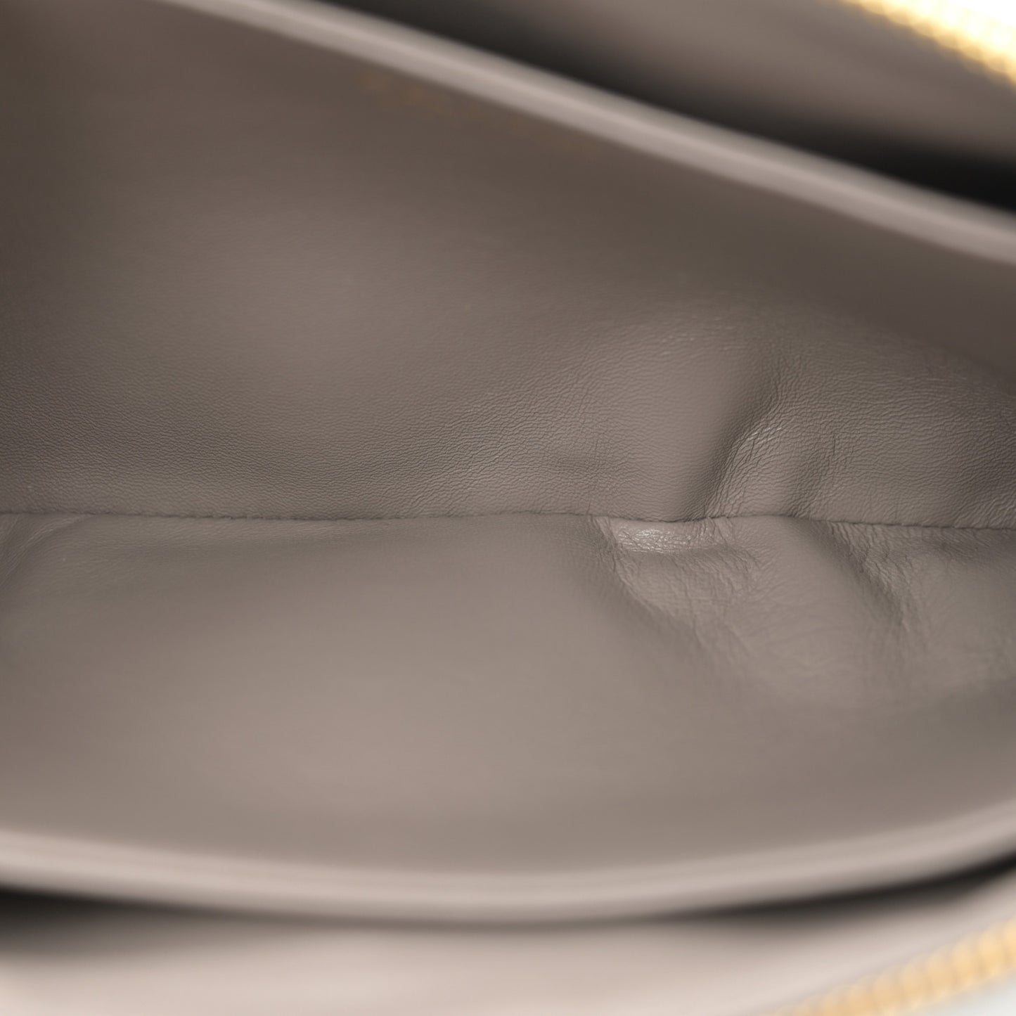 Vitello Daino Soft Mini Zippered Shoulder Bag Argilla