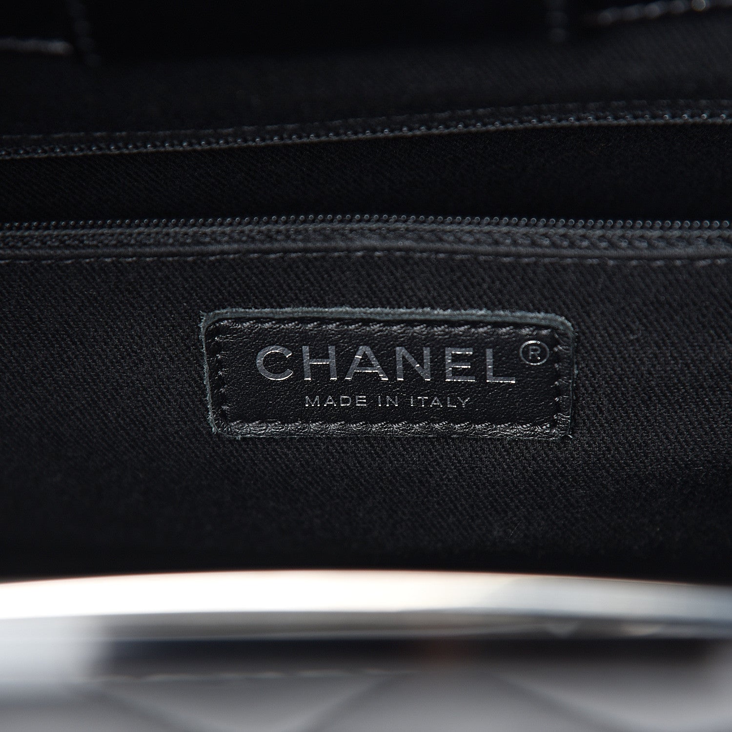 Chanel Glazed Calfskin Quilted Large CC Delivery Tote Black 5 of 9