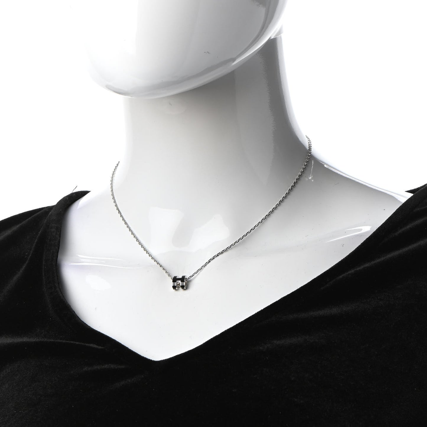 Lacquered Palladium Mini Pop H Pendant Necklace Black