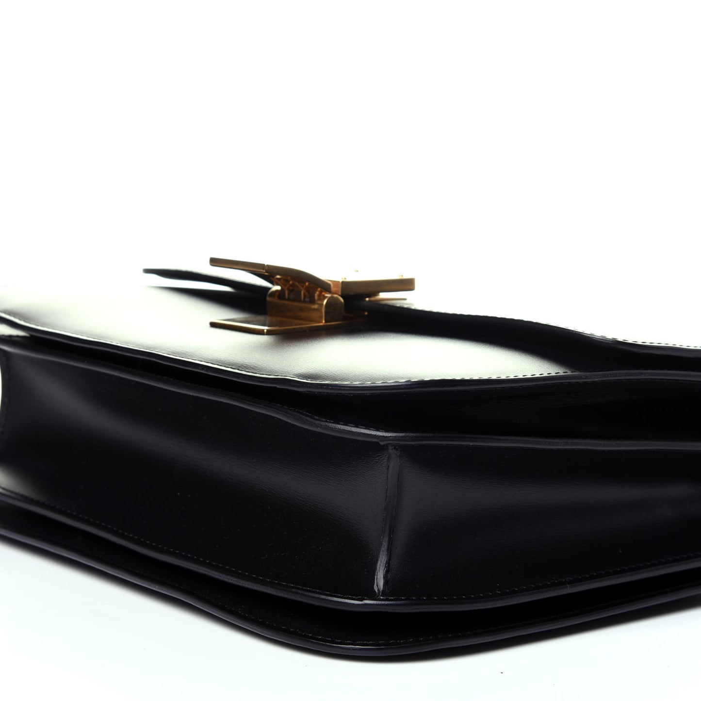 Box Calfskin Medium Classic Box Flap Black