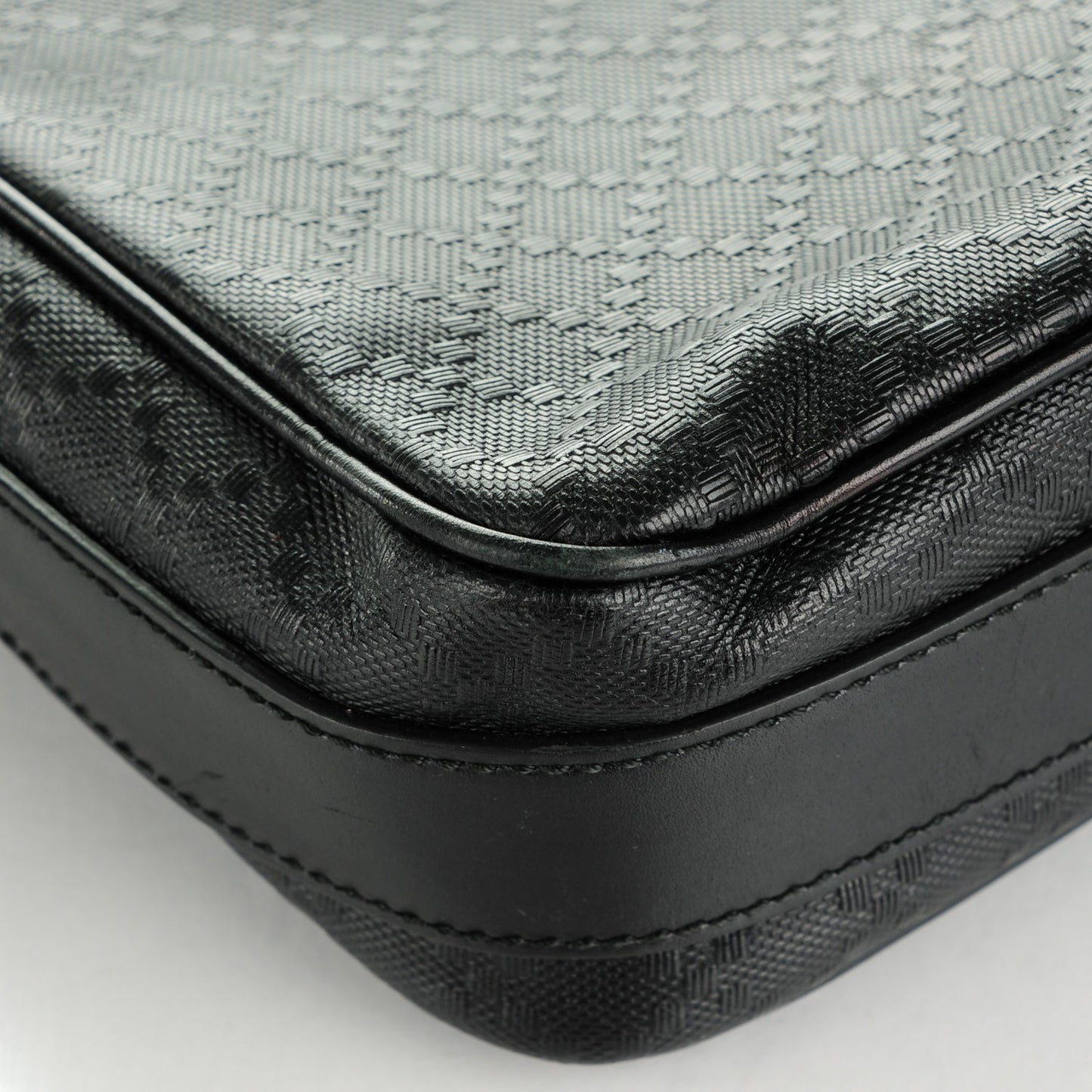 Diamante Medium Messenger Bag Black