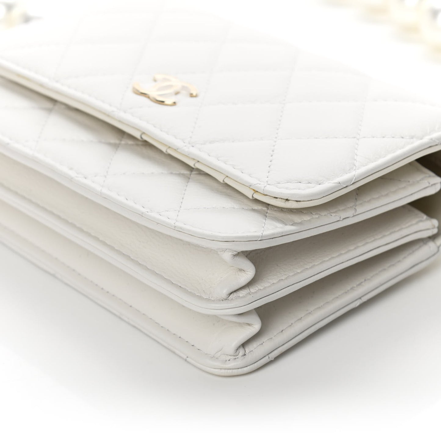 Calfskin Quilted Mini Maxi Pearls Wallet On Chain WOC White