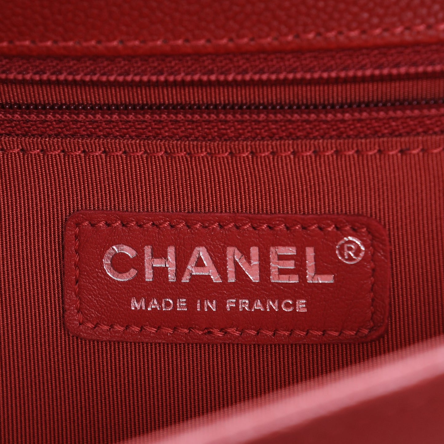 Caviar Quilted New Medium Boy Flap Red