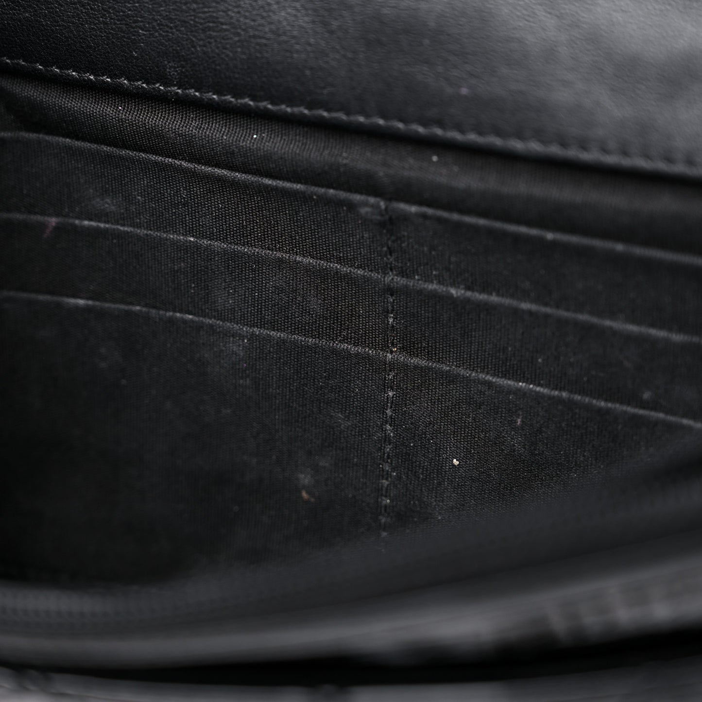 Patent Quilted Brilliant Wallet On Chain WOC Black