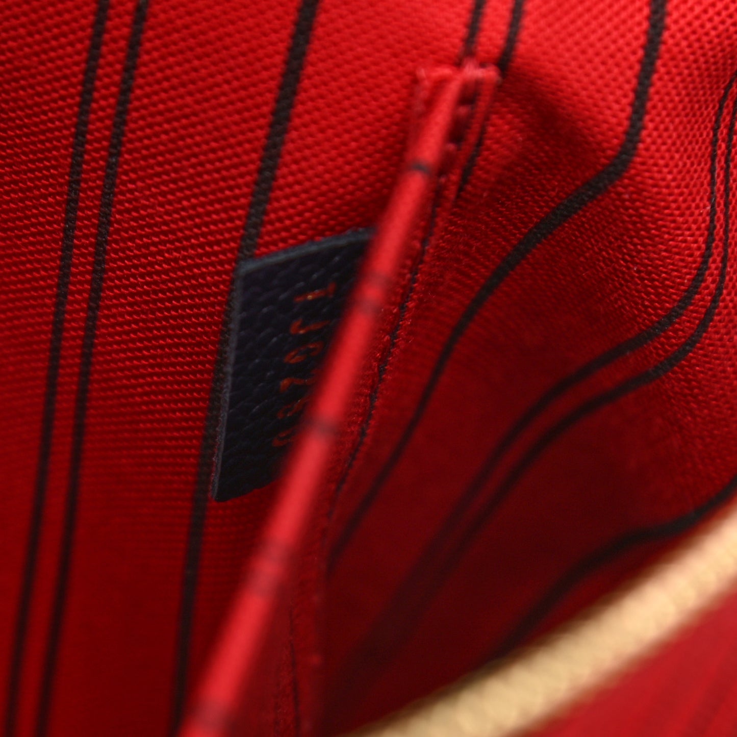 Empreinte Montaigne MM Marine Rouge