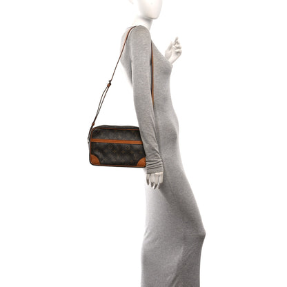 Louis Vuitton Monogram Trocadero 27 2 of 10