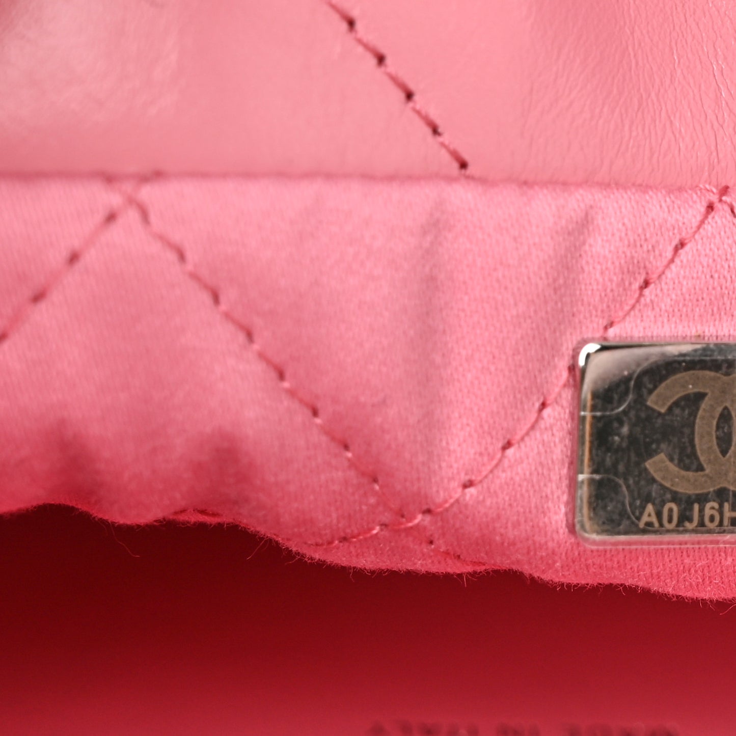 Shiny Calfskin Quilted Mini Chanel 22 Pink