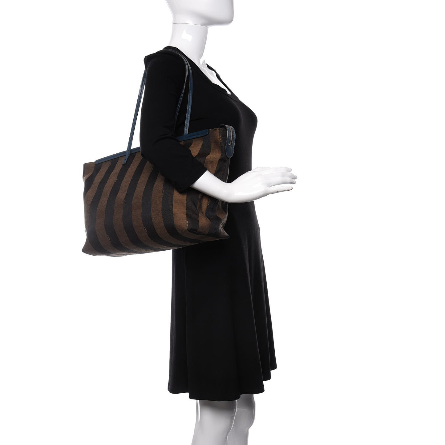 Pequin Vitello Medium Roll Tote Tobacco Petrolio