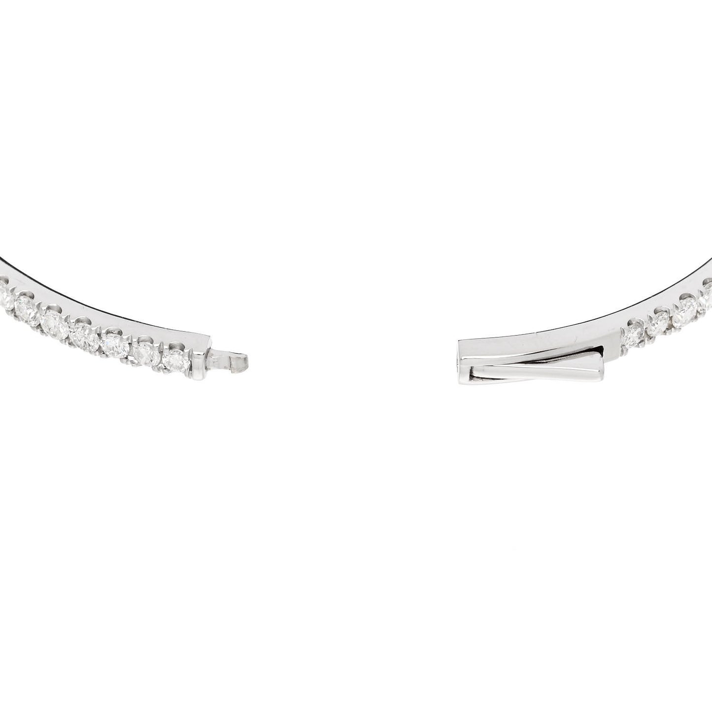 18K White Gold Diamond 3.00ct Bangle Bracelet