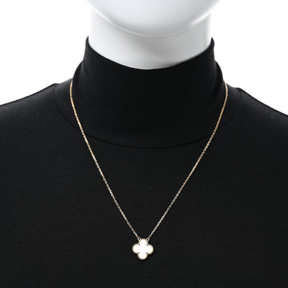 Van Cleef & Arpels 18K Yellow Gold Mother of Pearl Vintage Alhambra Pendant Necklace 3 of 5