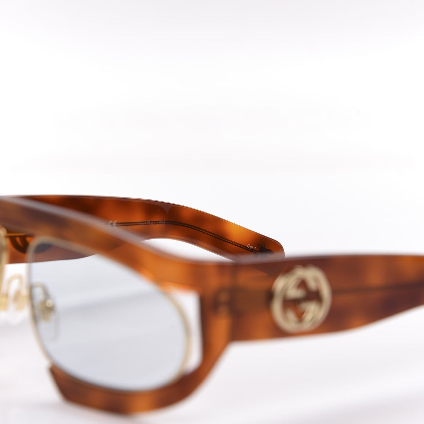 Oval Sunglasses GG0233S Tortoiseshell Gold