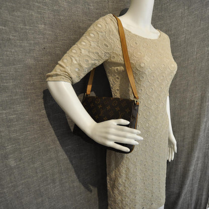 Louis Vuitton Monogram Musette Tango 2 of 9