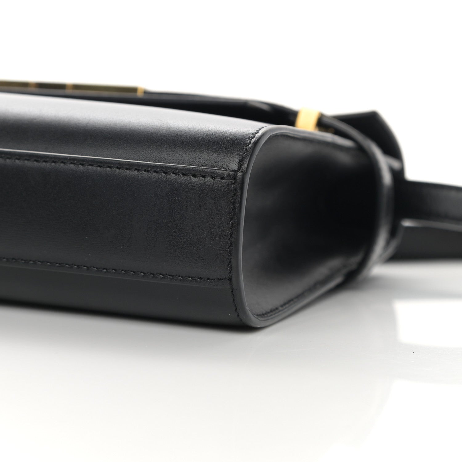 Saint Laurent Smooth Calfskin Manhattan Shoulder Bag Black 10 of 14