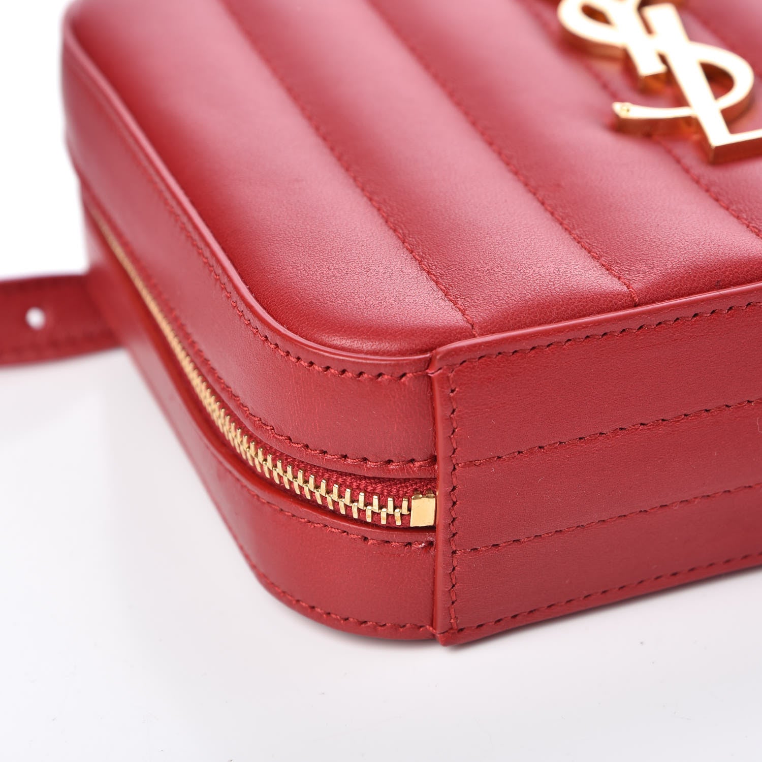 Saint Laurent Lambskin Matelasse Vicky Monogram Belt Bag Eros Red 7 of 8