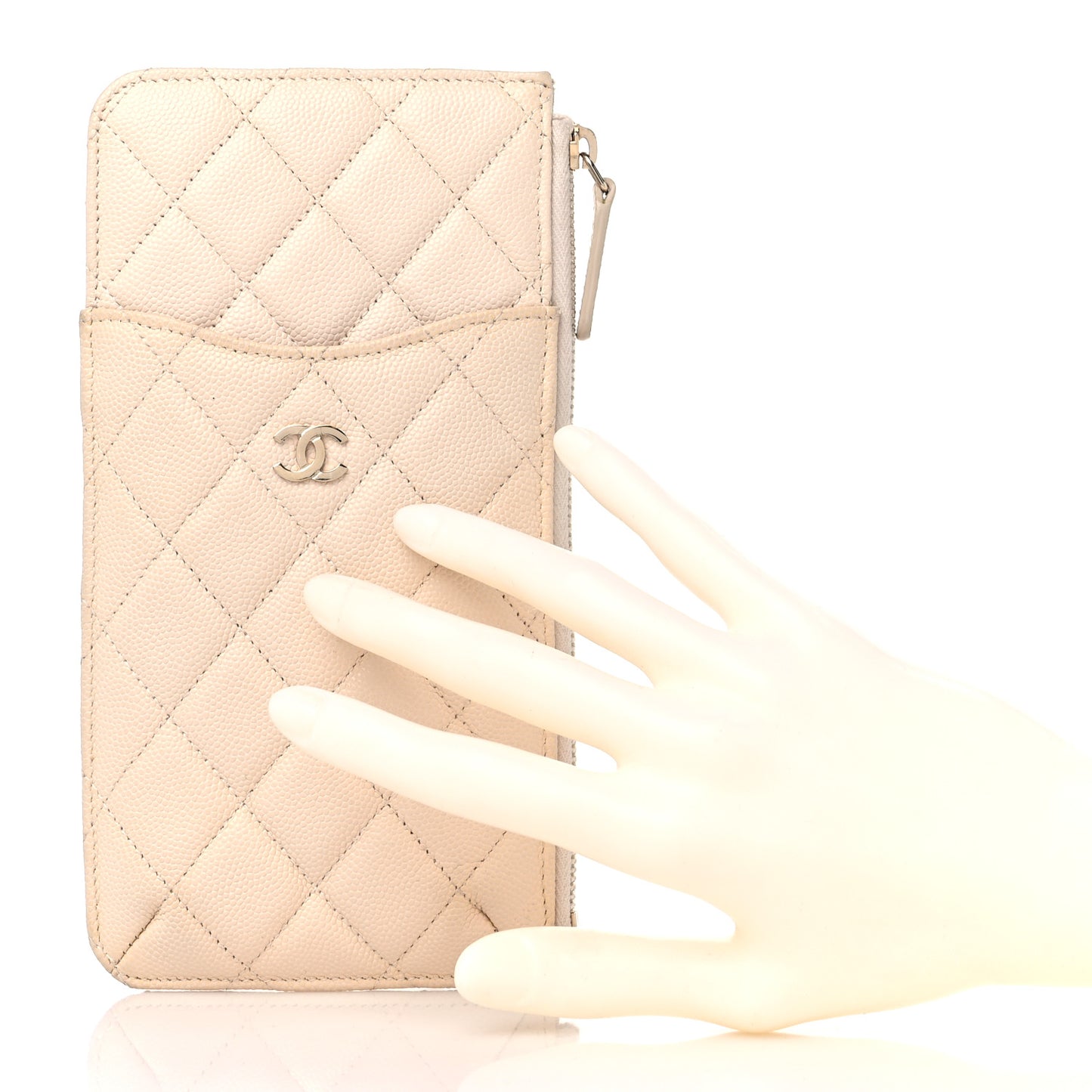 Caviar Quilted Classic iPhone Pouch Light Beige