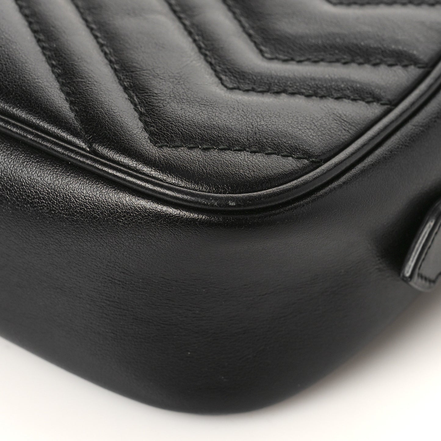 Calfskin Matelasse Mini GG Marmont Chain Shoulder Bag Black