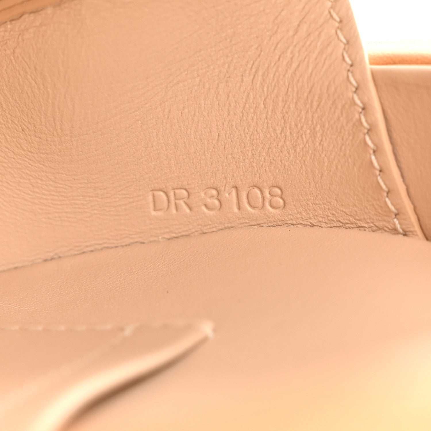 Louis Vuitton Monogram Petite Boite Chapeau 7 of 10