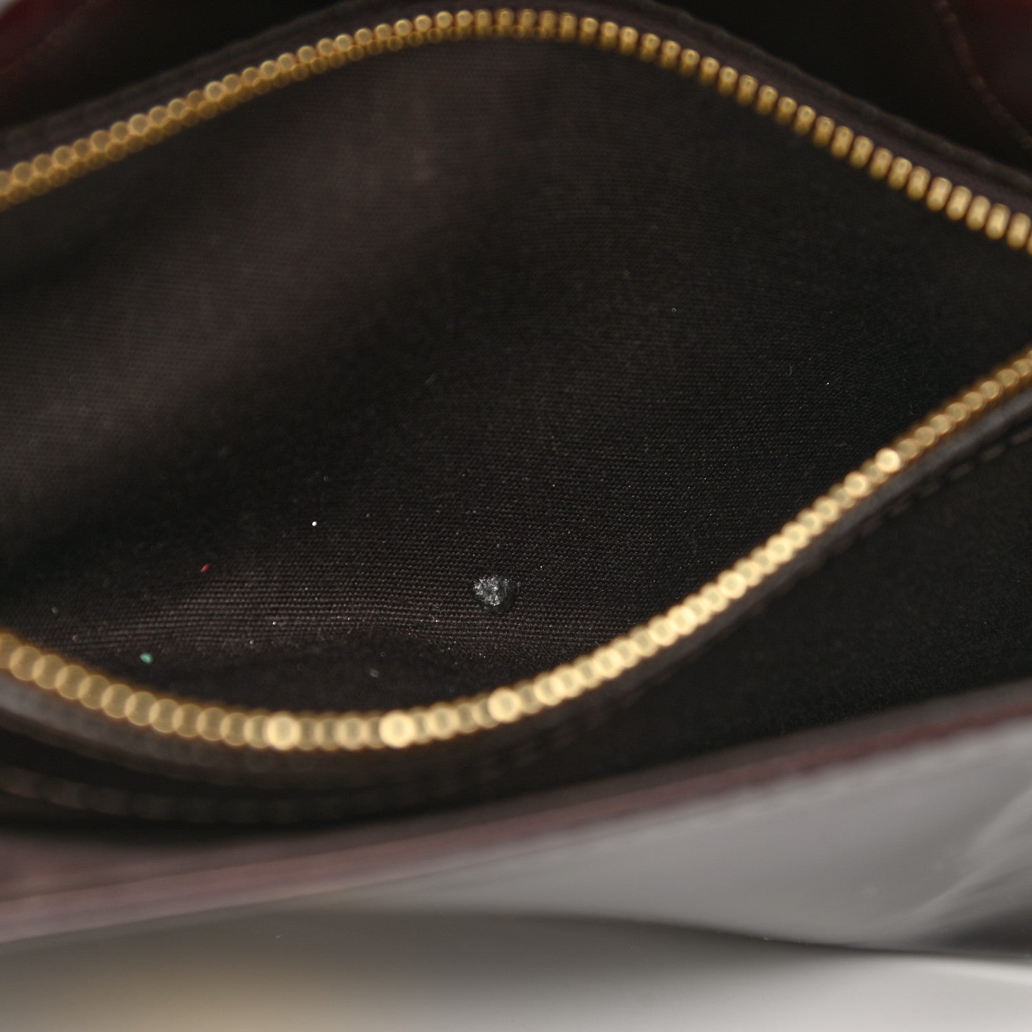 Louis Vuitton Patent Sobe Clutch Rouge Fauviste 9 of 11