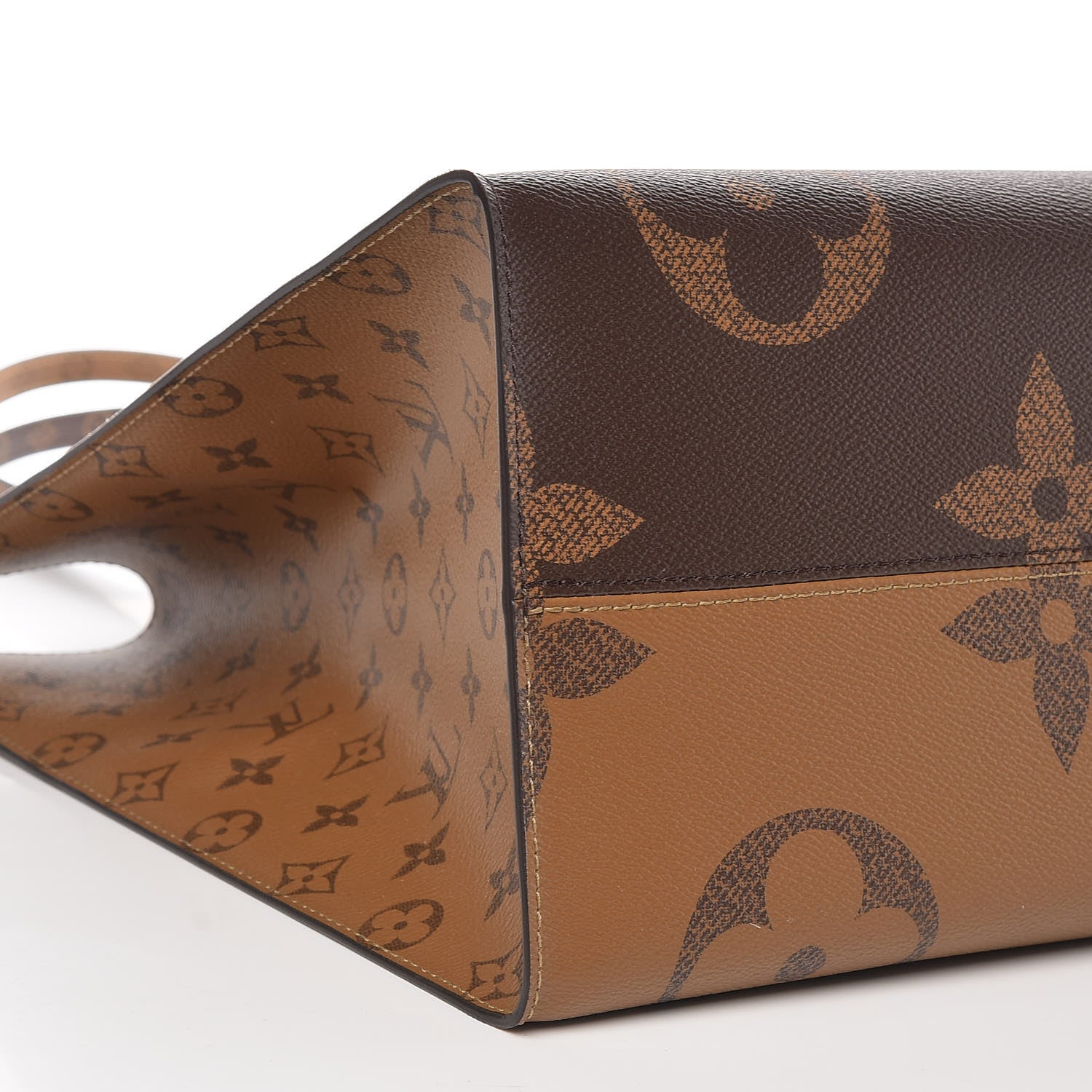 Louis Vuitton Reverse Monogram Giant Onthego GM 8 of 10