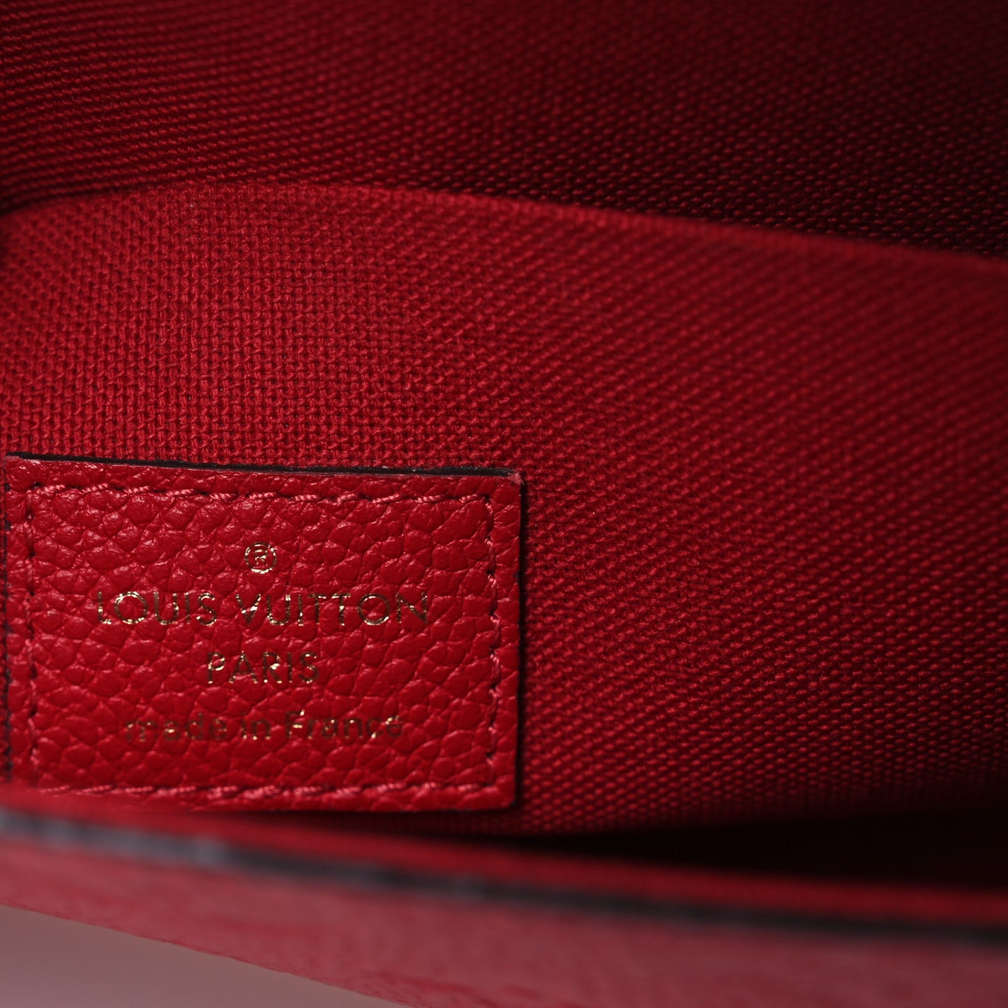 Empreinte Pochette Felicie Chain Wallet Scarlet