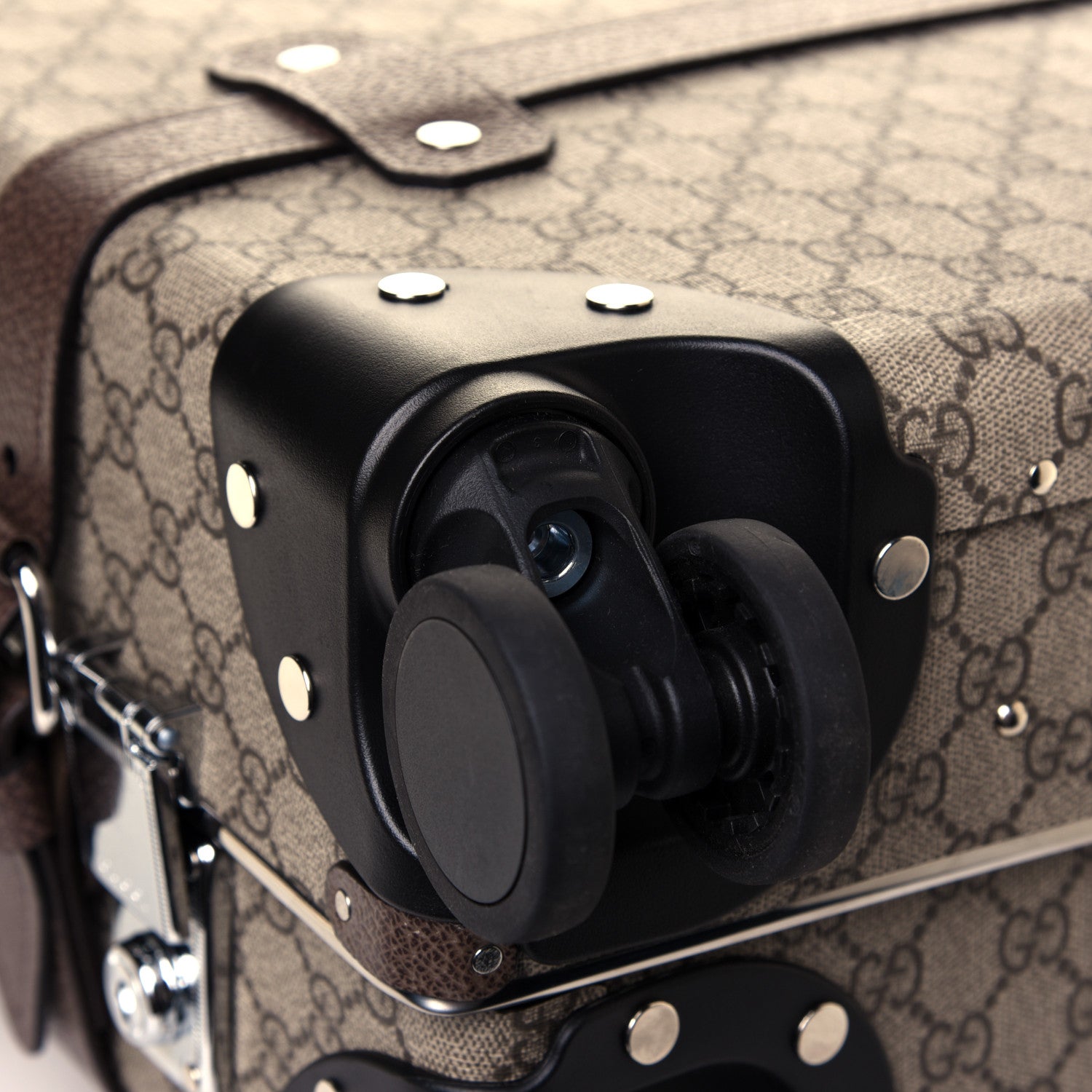 Gucci Supreme Monogram Globe-Trotter Carry-On Brown 6 of 11