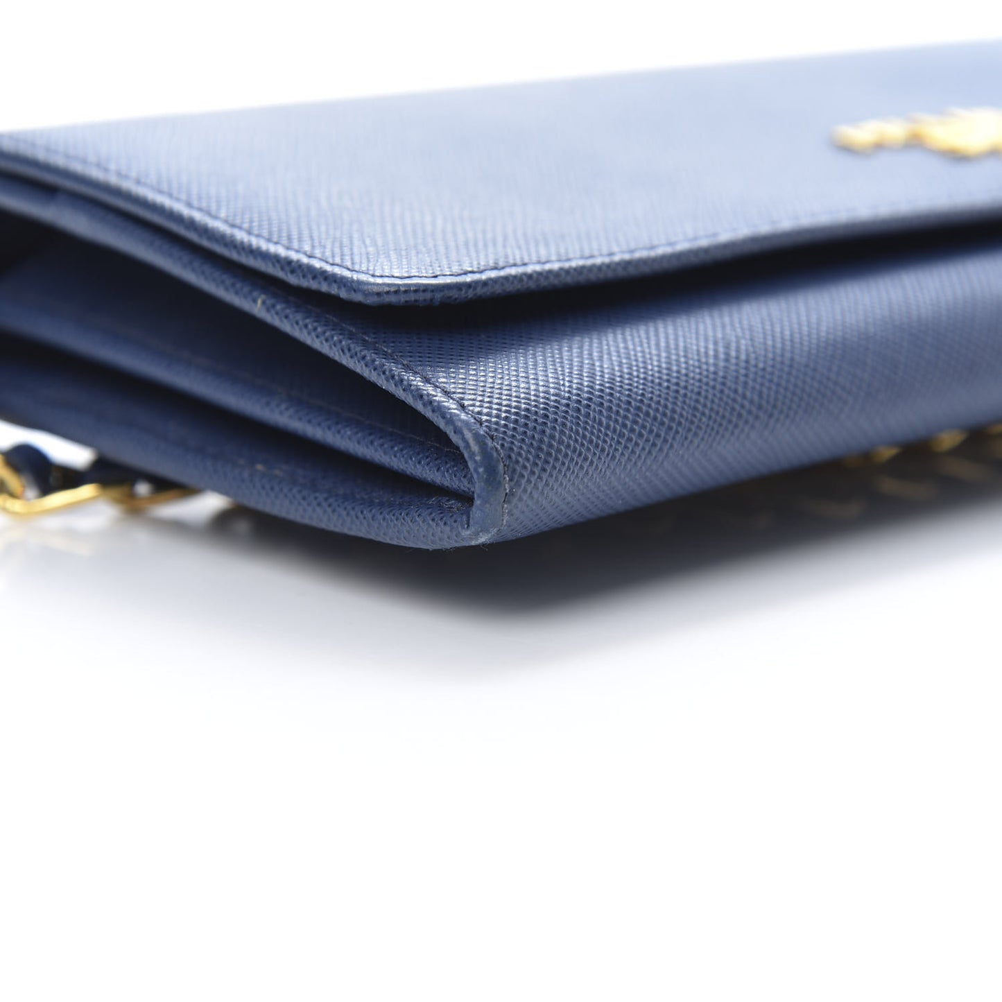 Saffiano Metal Oro Chain Wallet Bleuette